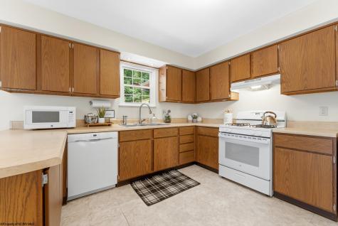 2290 Meadows Drive Morgantown WV 26505
