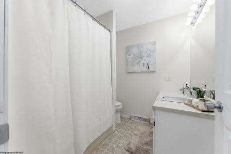 2290 Meadows Drive Morgantown WV 26505