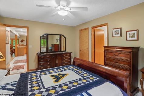 2256 Cabin Mountain Road Davis WV 26260