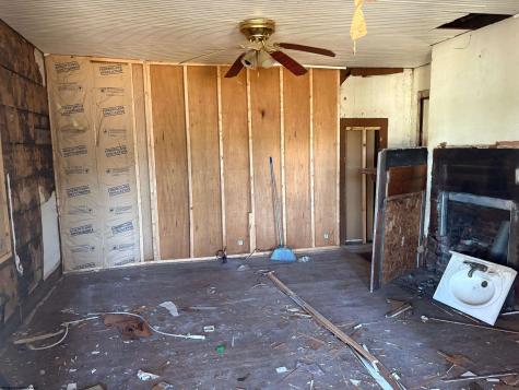 339 Mid Avenue Weston WV 26452