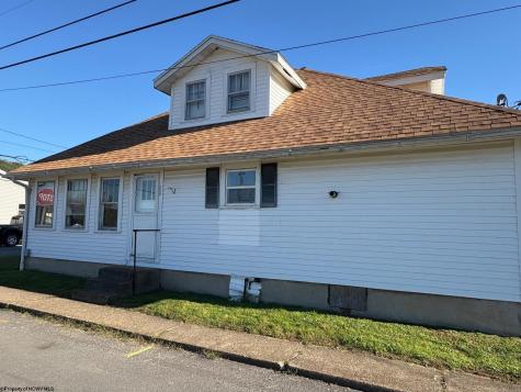 339 Mid Avenue Weston WV 26452