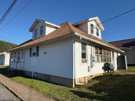 339 Mid Avenue Weston WV 26452