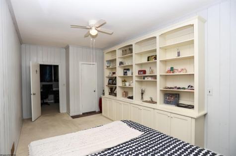 518 Hillcrest Circle Bridgeport WV 26330