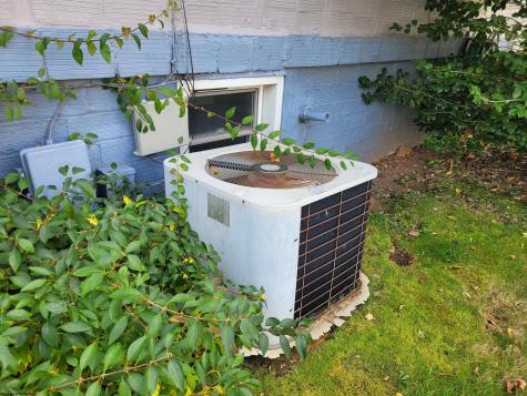 397 Monroe Avenue Weston WV 26452