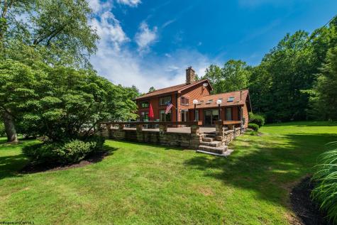 102 Country Club Court Kingwood WV 26537