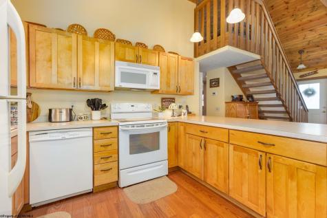 614 Hemlock Circle Terra Alta WV 26764