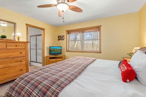 614 Hemlock Circle Terra Alta WV 26764