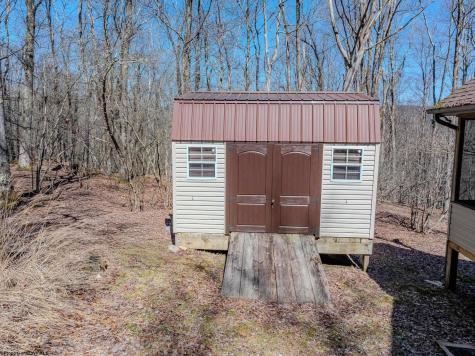 614 Hemlock Circle Terra Alta WV 26764