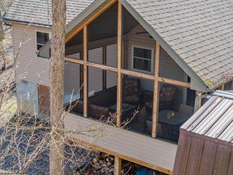 614 Hemlock Circle Terra Alta WV 26764
