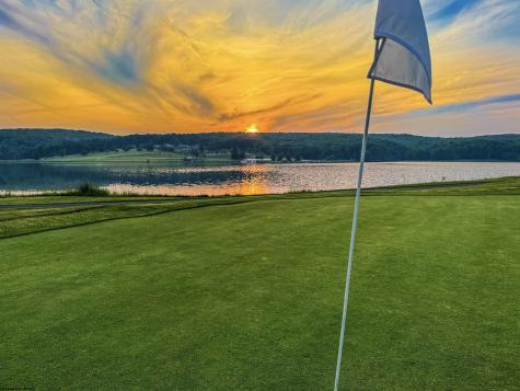 614 Hemlock Circle Terra Alta WV 26764