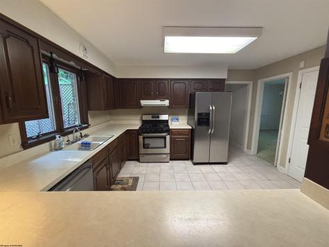 121 Stoneybrook Road Clarksburg WV 26301-5658