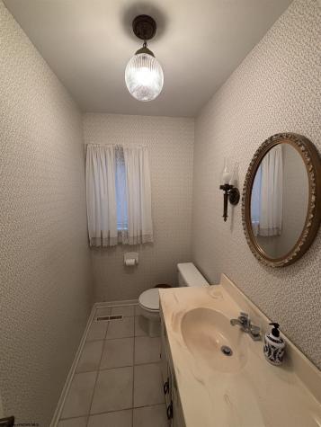 121 Stoneybrook Road Clarksburg WV 26301-5658