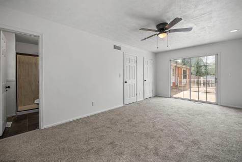 33 Elephant Walk Fairmont WV 26554