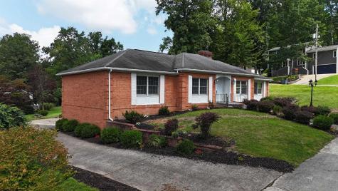 33 Elephant Walk Fairmont WV 26554