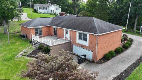 33 Elephant Walk Fairmont WV 26554