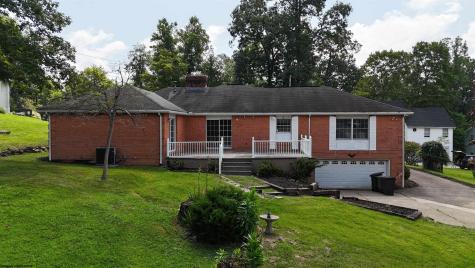 33 Elephant Walk Fairmont WV 26554