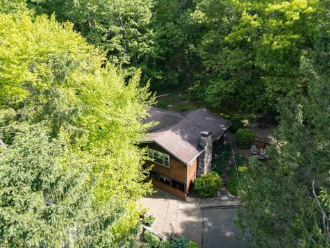 302 Pineview Drive Clarksburg WV 26301