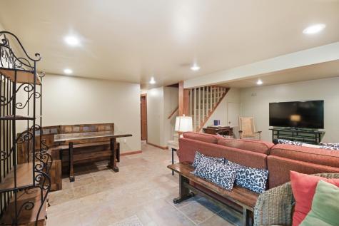 302 Pineview Drive Clarksburg WV 26301
