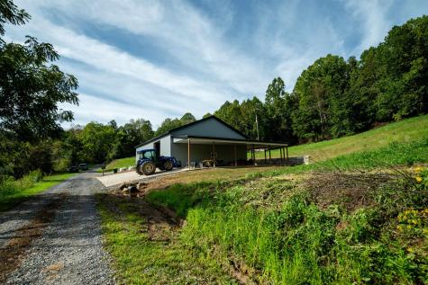 2762 Upper Pleasant Creek Road Philippi WV 26416