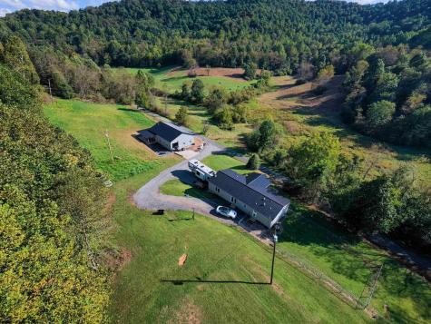 2762 Upper Pleasant Creek Road Philippi WV 26416