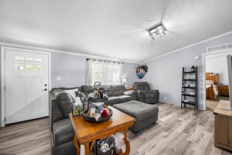 2762 Upper Pleasant Creek Road Philippi WV 26416
