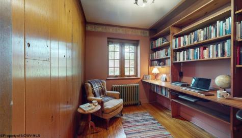 8 Sunset Drive Fairmont WV 26554
