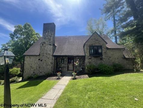 8 Sunset Drive Fairmont WV 26554