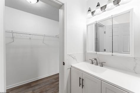 5010 Riverwood Circle Fairmont WV 26554