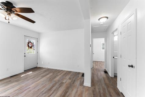 5010 Riverwood Circle Fairmont WV 26554