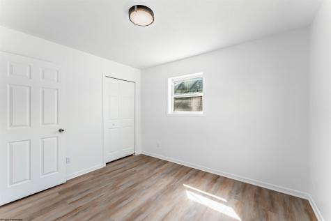 5010 Riverwood Circle Fairmont WV 26554