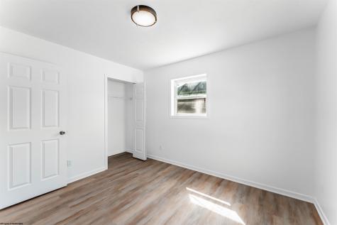 5010 Riverwood Circle Fairmont WV 26554