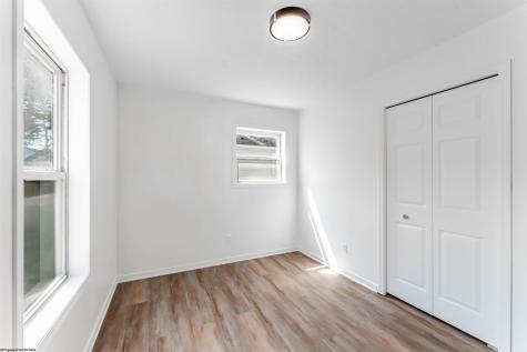 5010 Riverwood Circle Fairmont WV 26554
