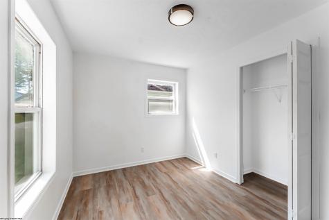 5010 Riverwood Circle Fairmont WV 26554