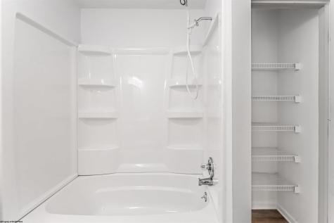 5010 Riverwood Circle Fairmont WV 26554
