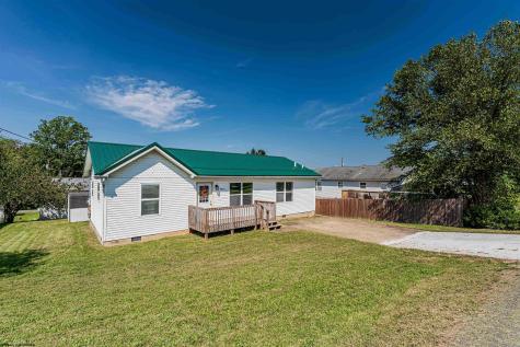 5010 Riverwood Circle Fairmont WV 26554