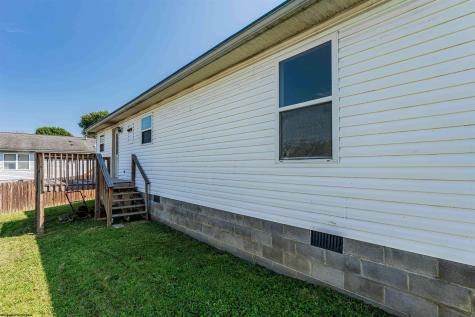 5010 Riverwood Circle Fairmont WV 26554
