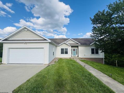 90 Silver Maple Court Fairmont WV 26554