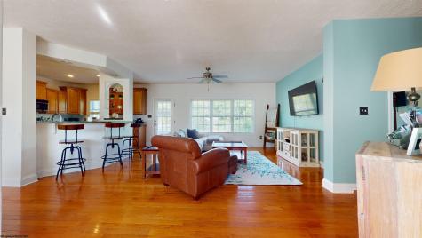 90 Silver Maple Court Fairmont WV 26554