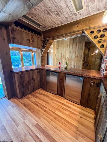 6867 Seneca Trail Parsons WV 26287-0000