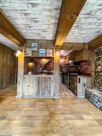 6867 Seneca Trail Parsons WV 26287-0000