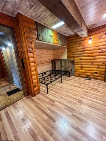 6867 Seneca Trail Parsons WV 26287-0000