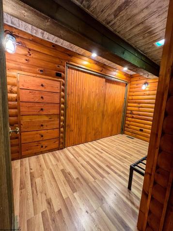 6867 Seneca Trail Parsons WV 26287-0000