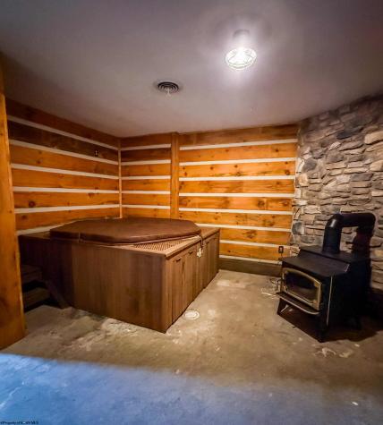 6867 Seneca Trail Parsons WV 26287-0000