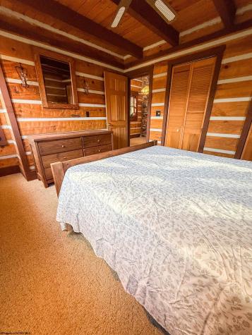 6867 Seneca Trail Parsons WV 26287-0000