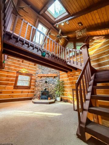 6867 Seneca Trail Parsons WV 26287-0000