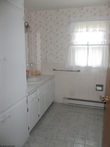 101 Homewood Drive Elkins WV 26241