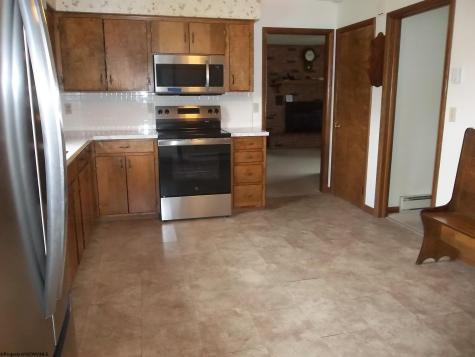 101 Homewood Drive Elkins WV 26241
