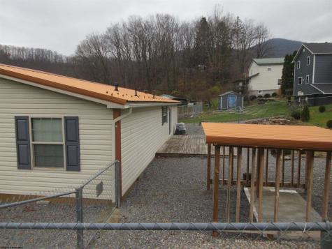 44 Fifth Street Hendricks WV 26271