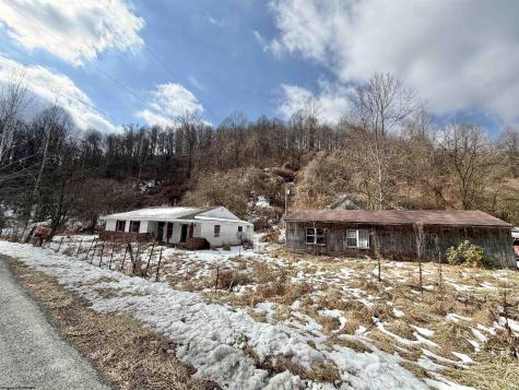 3938 Saint Clara Road Alum Bridge WV 26321