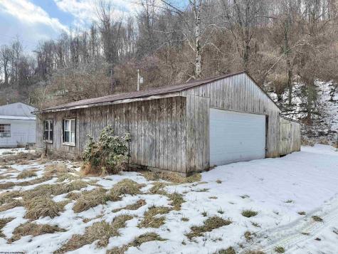 3938 Saint Clara Road Alum Bridge WV 26321